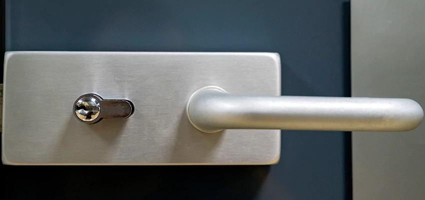 Change Patio Door Locks in Montecito, California